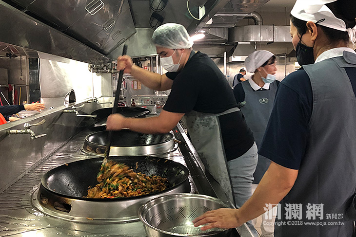 國際廚賽金牌獎得主為慈濟照顧戶展現廚藝