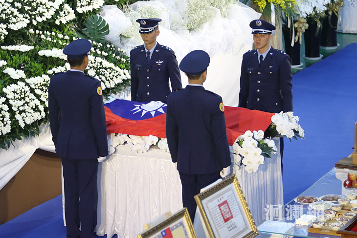 空軍告別式-02.jpg