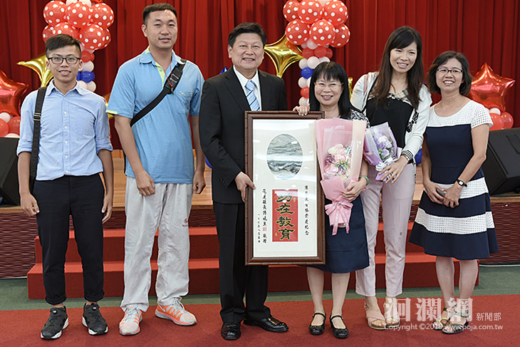 107學年度國民中小學校長佈達典禮暨榮退校長歡