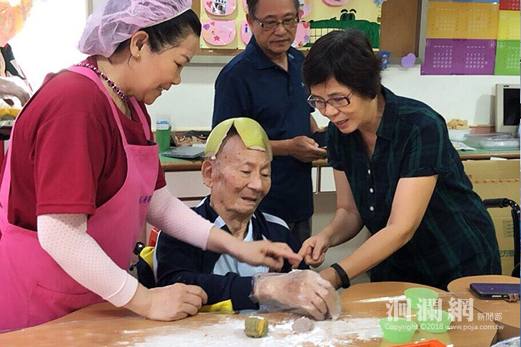 花蓮醫院護理之家歡慶中秋活動