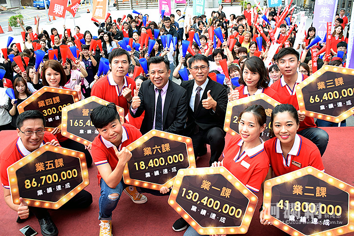 花蓮遠百週年慶明天開跑啦!!