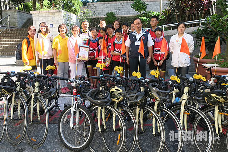 懷德育幼院花東單車行，與花醫日照長者瘋桌遊