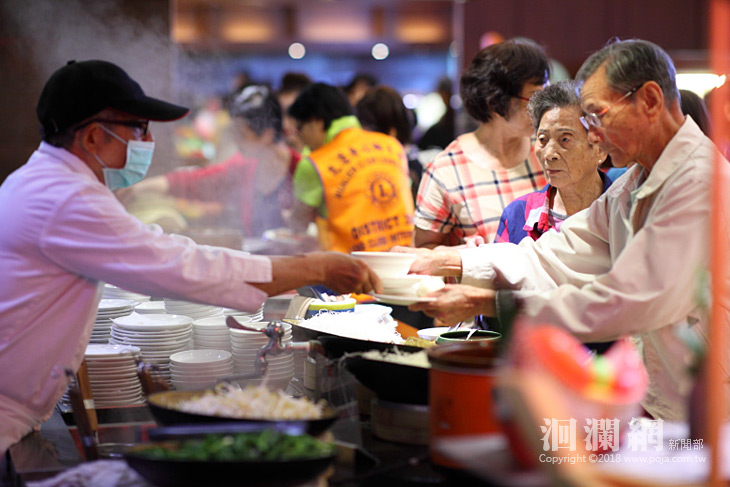 花蓮福容慶生，邀團體攜手宴請在地長者用餐