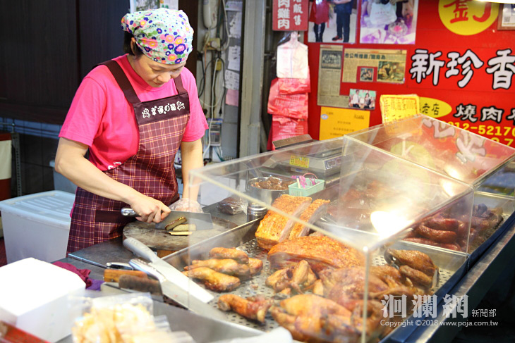 入選星級名攤十大滷味「滷豆干」在中華市場裡