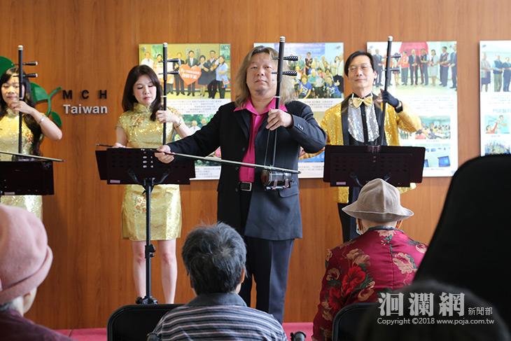 温金龍護理之家奏二胡，籲各界助門諾籌建失智家屋