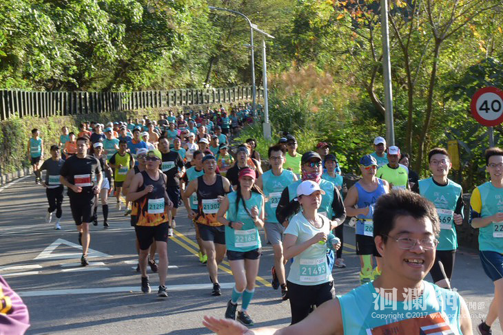 <a href=travel/taroko/2009-08-27/338.html target=_blank class=infotextkey>太魯閣</a>馬拉松-06.jpg