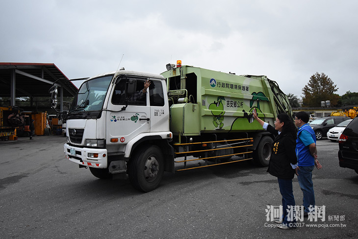 8年爭取20億投入鄉政建設，黃馨感謝鄉親的支持