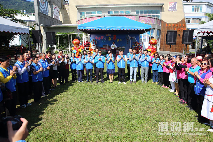 吉安鄉長游淑貞率領主管向各界新春團拜，共創多元