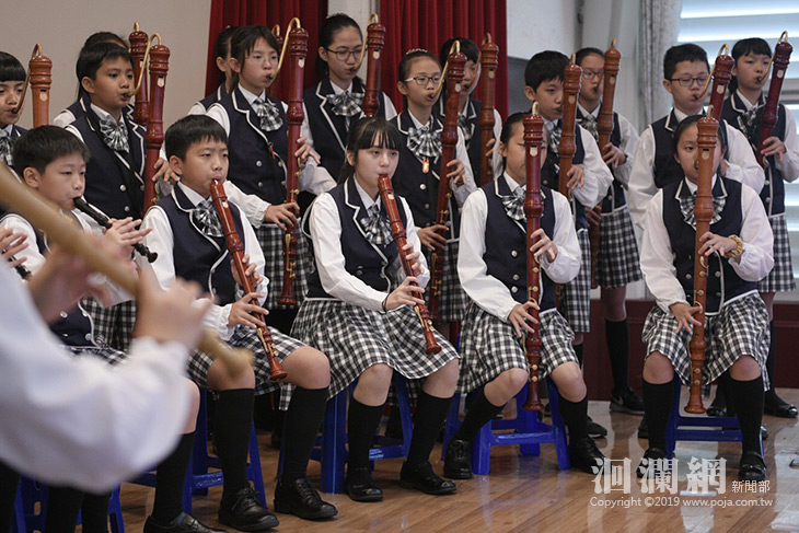 中正與宜昌國小將代表花蓮參加 第40回全日本木