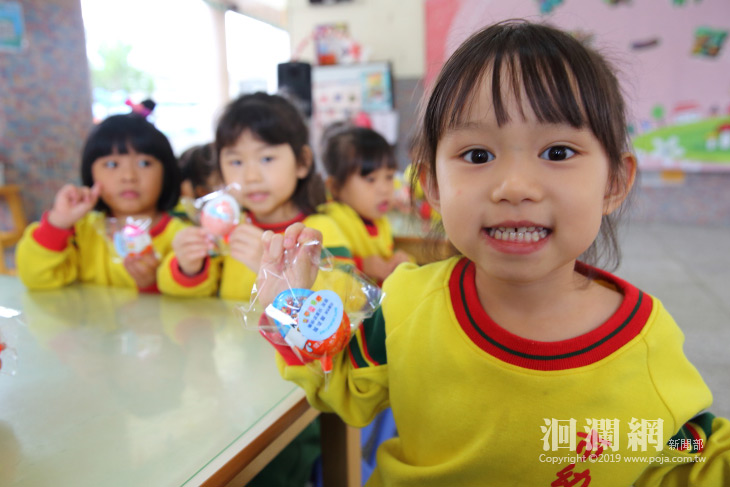 兒童節有禮魏嘉賢陪市幼小朋友過節送彩蛋