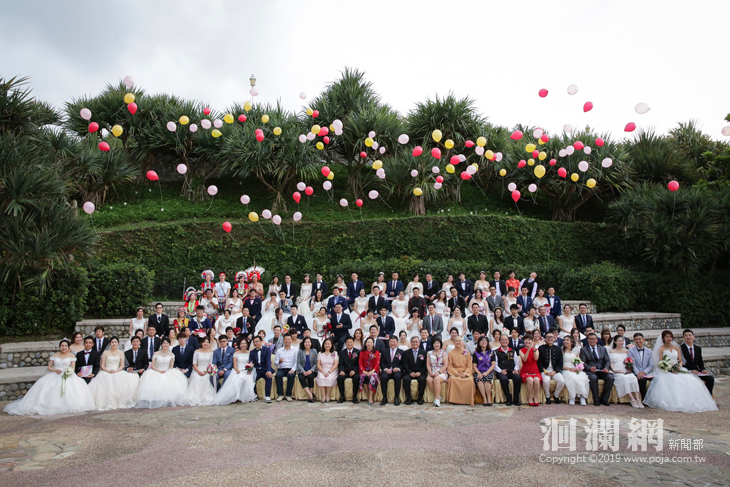 花蓮縣政府春季集團婚禮 徐榛蔚為52對新人證婚