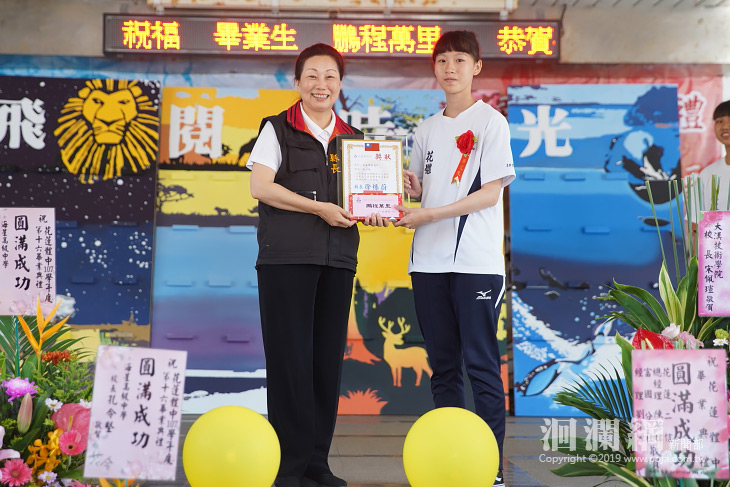 畢業-03.jpg
