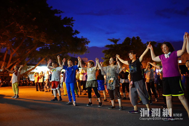 豐年節大會舞花蓮市團練，魏嘉賢前往關心