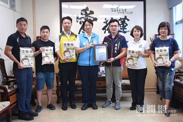 清水巖祖師廟捐米助弱勢魏嘉賢感恩祖師爺慈悲