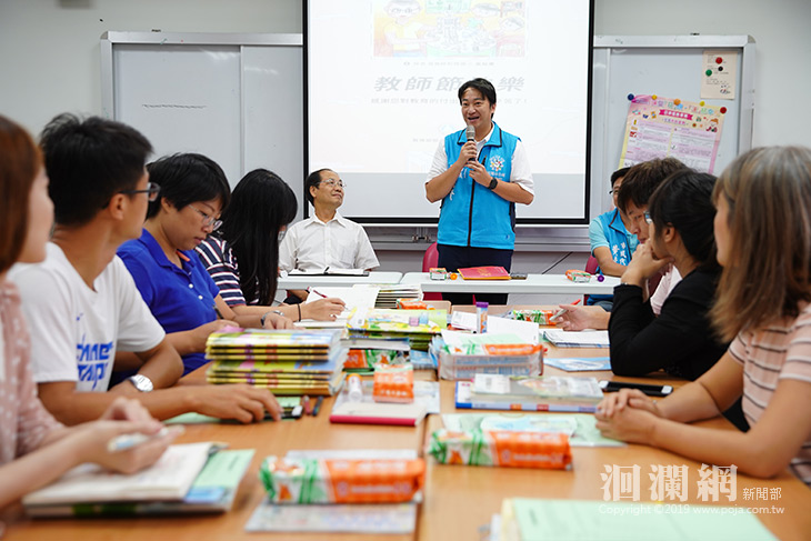  教師節前夕，魏市長致贈教師禮表達感謝心意