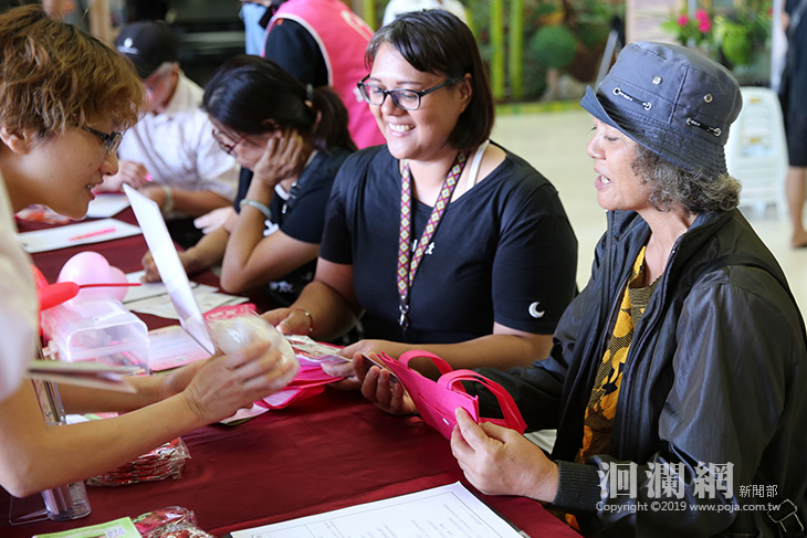 「小麥貝兒」現身器官捐贈宣導，母女相約簽屬讓愛