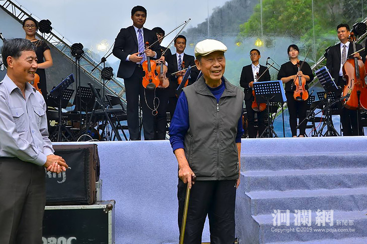 <a href=travel/taroko/2009-08-27/338.html target=_blank class=infotextkey>太魯閣</a>-08.jpg