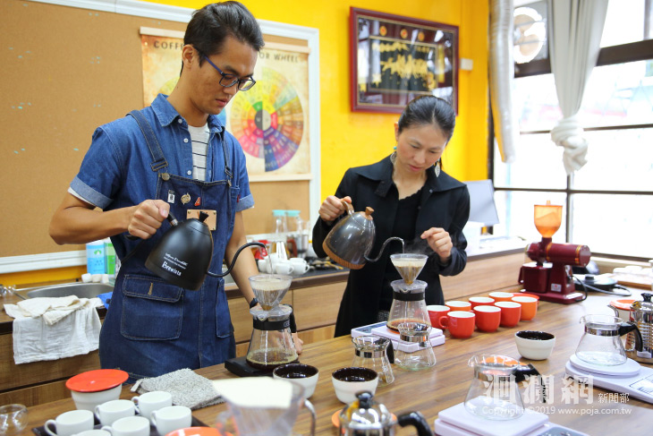 農糧署輔導花蓮有機咖啡，創造部落黑金產業新契機