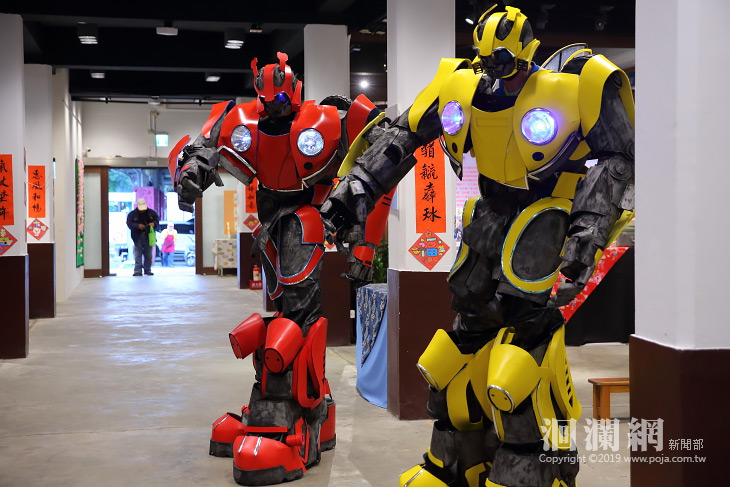 廢棄鋼鐵變身鋼鐵人、穿戴式機器人，吉安樂舞迎賓