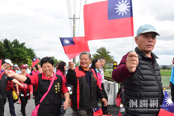吉安鄉元旦展創意 國旗風箏、機器人帶來驚奇