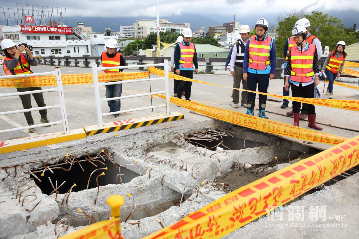 尚志橋進度超前，重型支撐架頂昇更換支承墊工法國