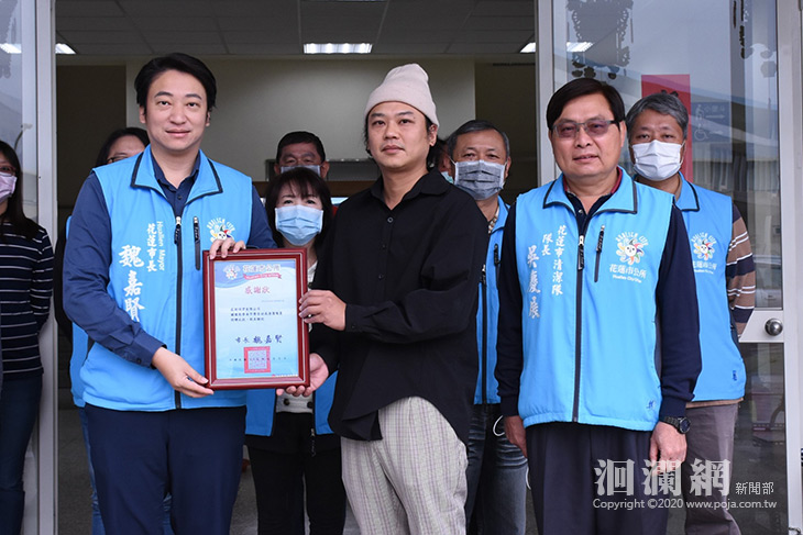 企業捐慰問金，肯定花蓮市清潔隊致力環境清淨
