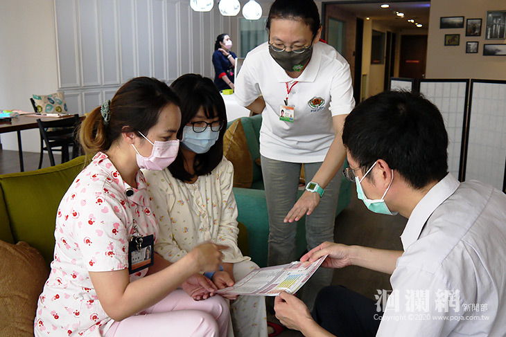 溫馨提醒鼓勵媽咪跟產後憂鬱說bye bye	