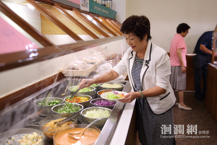 花蓮市民代表會響應慈濟推廣茹素愛地球活動