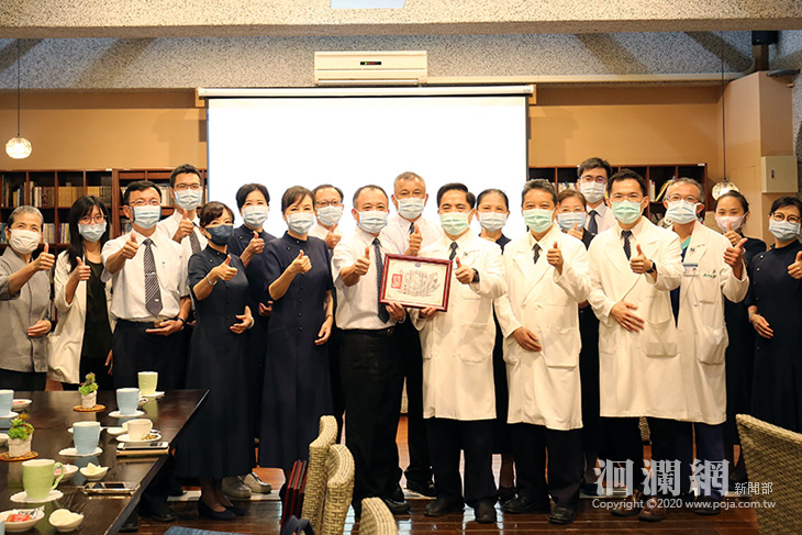 翻山越嶺守護生命，高雄實業家捐贈醫材