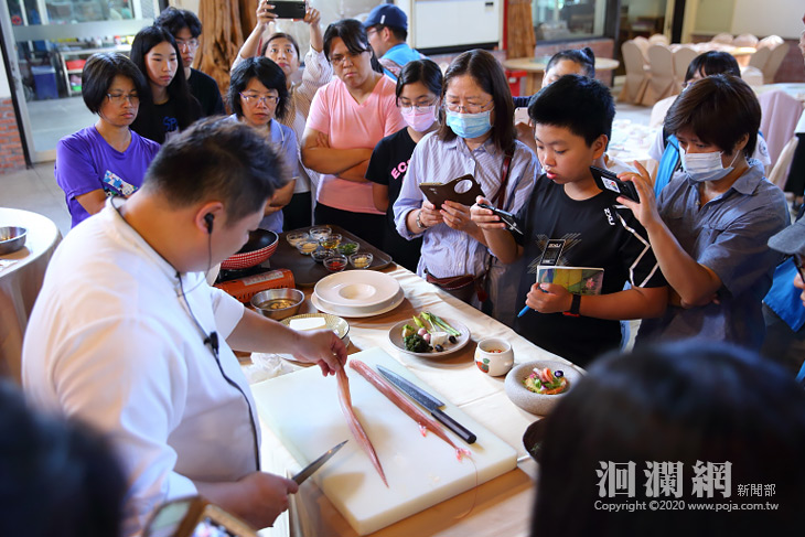 跟著銘師父主廚逛重慶市場，品嘗「花蓮味」的料理