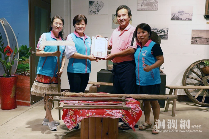 吉安鄉親發心贈百年文物，游淑貞感謝讓傳承文化延