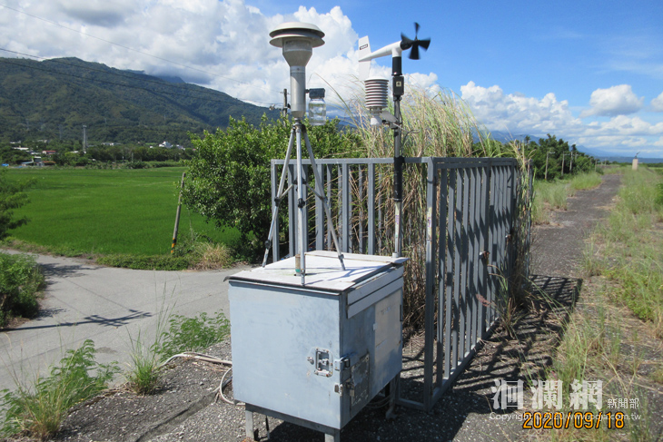 玉里堤防空氣品質懸浮微料PM10 監測站 (花蓮縣環境保護局設置).jpg