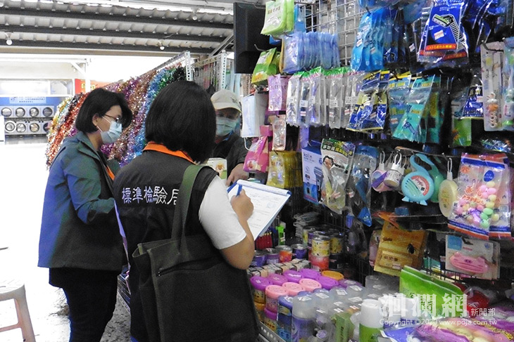 避免劣質口罩流入花東地區，標準檢驗局花蓮分局主
