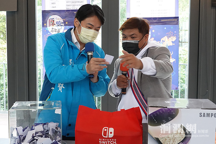  第一屆原客嘉年華直播抽獎，幸運兒花8千抱走兩大