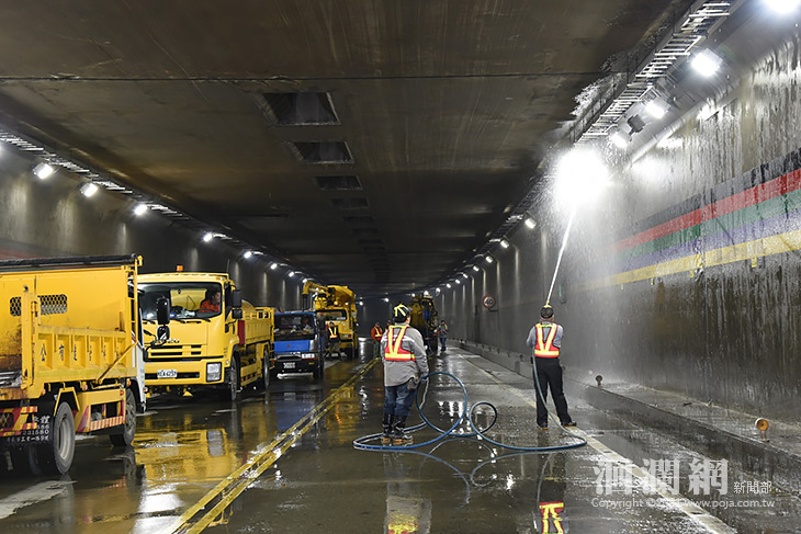 北濱外環道清洗作業登場 魏嘉賢感謝工作人員辛