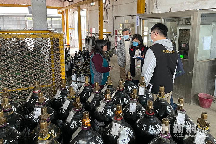 環保署、環保局聯合稽查工業用笑氣大行動