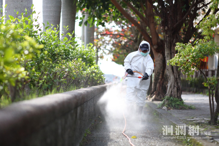 即將開學，花蓮市清潔隊加強校園周邊消毒作業