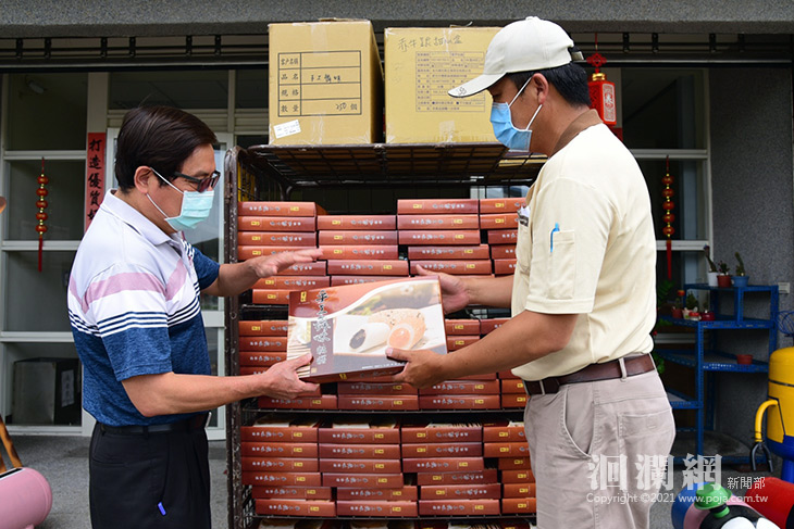 曾記挺抗疫，送自家產品感謝第一線辛勤的防疫人員