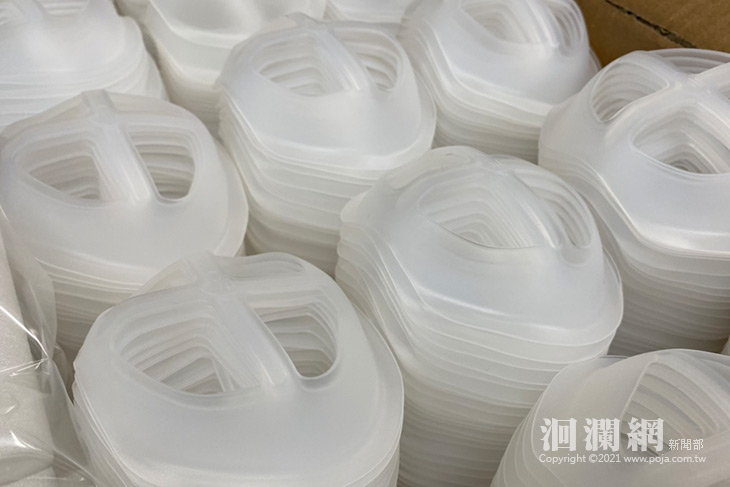 康達科技集團台灣鑫眾有限公司捐500個口罩支架