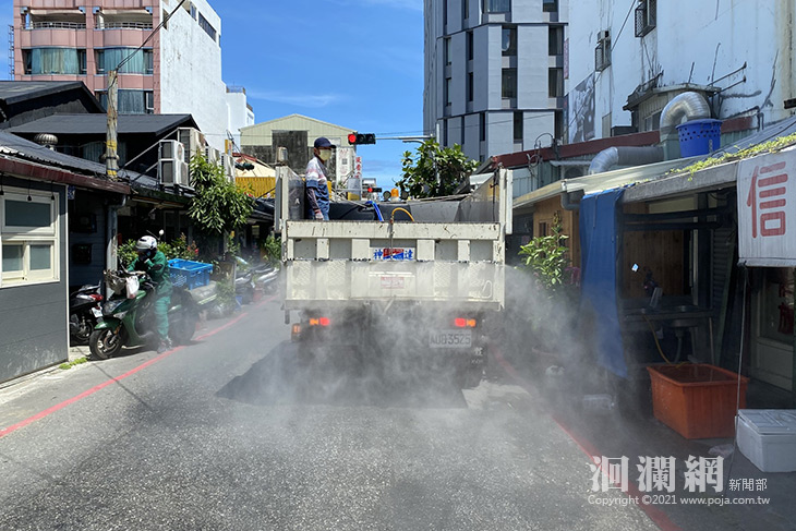 防疫增利器!花蓮市公所改裝清消車穿梭大街小巷