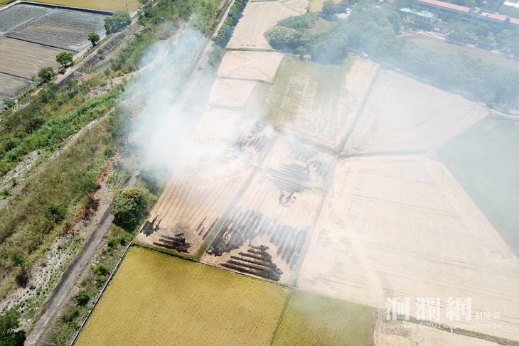 利用空拍機監控稻田露天燃燒情形02.JPG