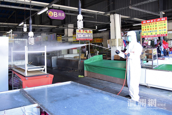 重慶市場大清消，魏嘉賢強調要讓攤商及消費者安心