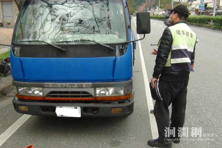 圖3 執行路邊攔檢.jpg
