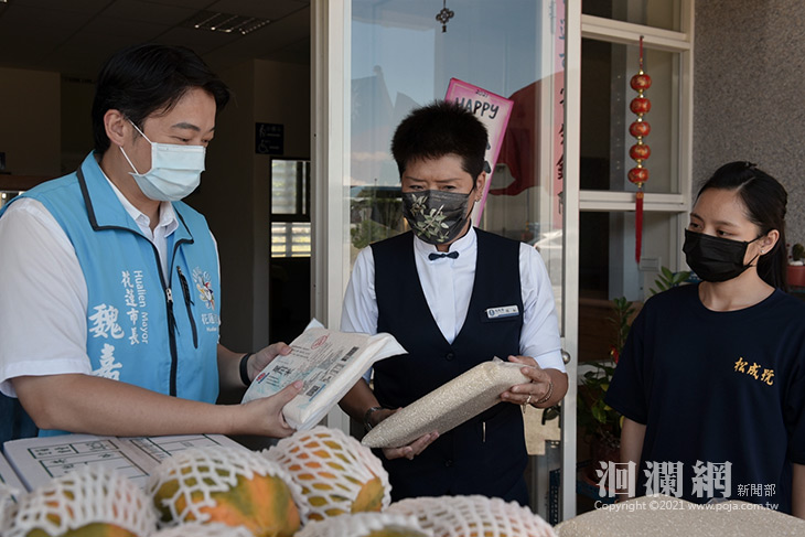 松成號展現企業風範，捐贈物資慰勞清潔隊