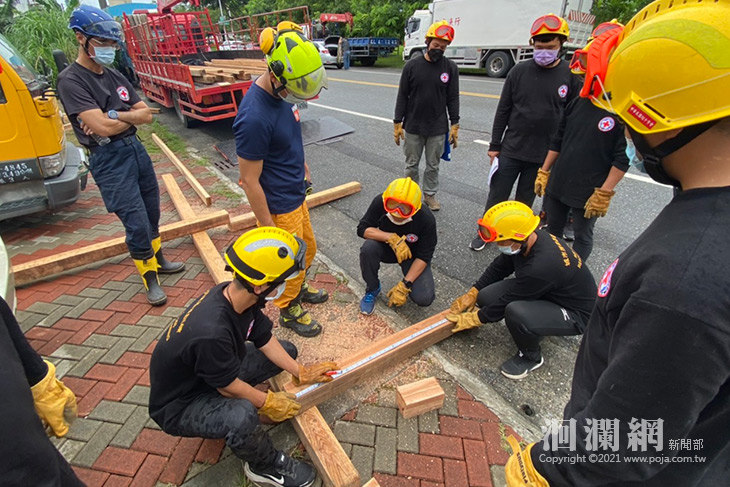 紅十字會救災隊第四大隊花蓮中隊，基礎搜救初階訓