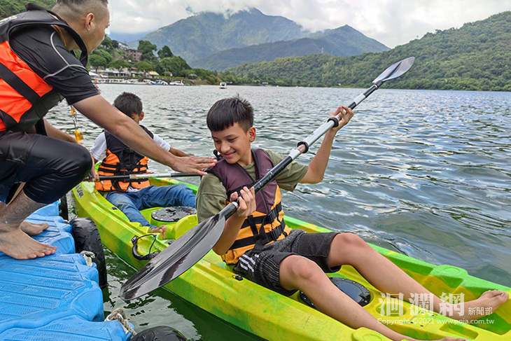 台灣世界展望會兒少保夏令營，划出生命「心」體驗