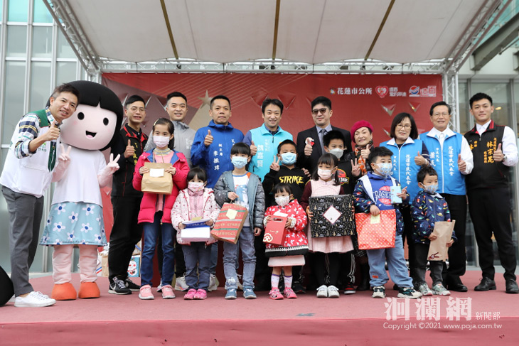 遠百花蓮星願禮物計畫 連續八年送出逾三千份禮