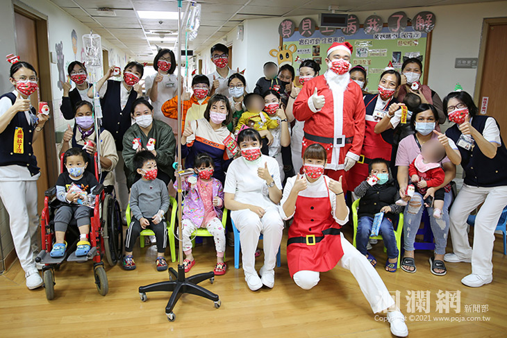 花蓮慈院耶誕派對，和牙醫師當好朋友