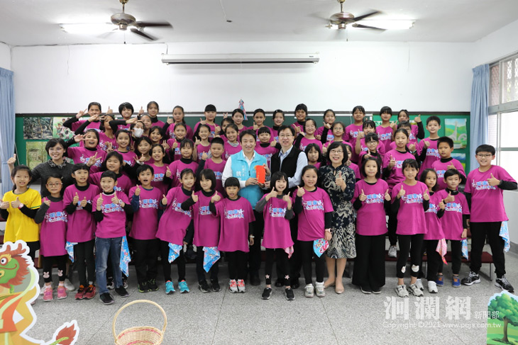 [影片]小哈客合唱團進國賽，魏嘉賢鼓勵拿下佳績