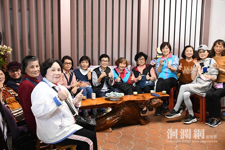 吉安「揪棧」鄉親室開站，游淑貞創設民眾暢聊鄉政